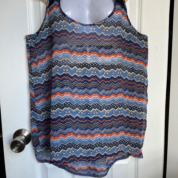 Ardene camisole size Large - Picture 6 of 6